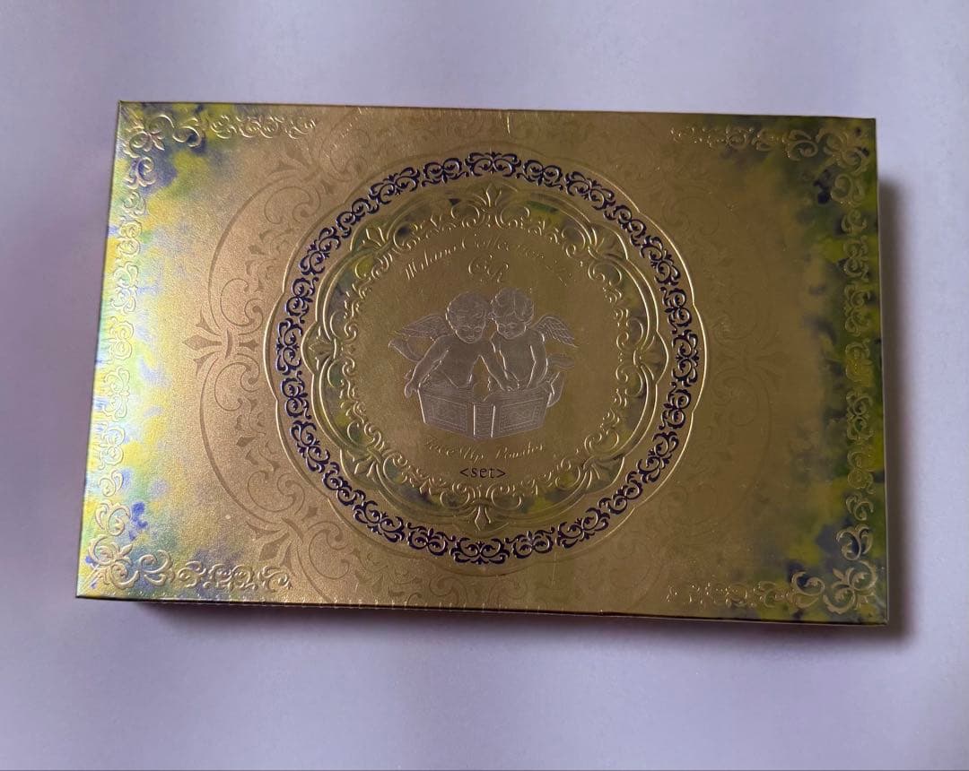 本体にレフィル他レフィル付きGRミラノコレクションフェースアップパウダー2021