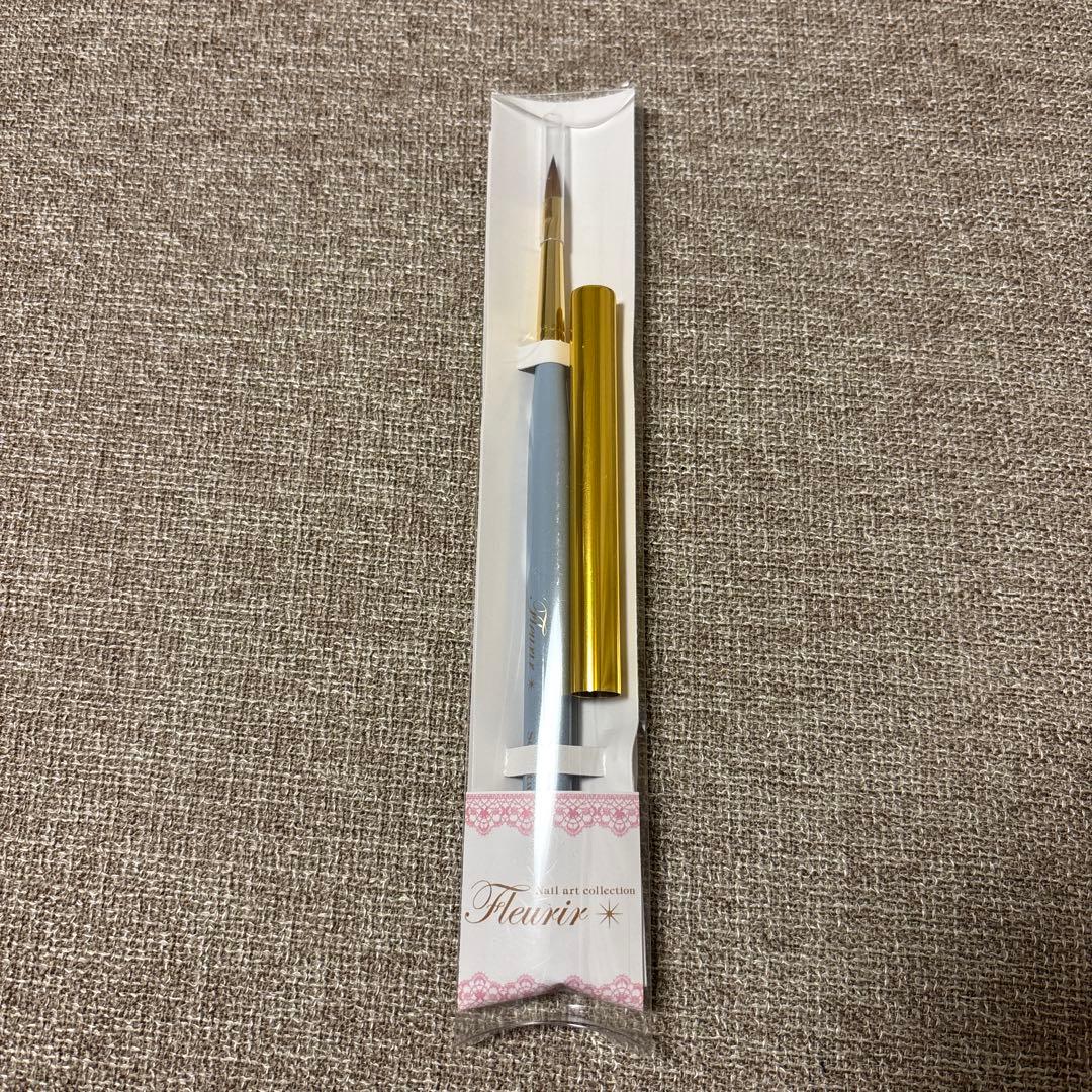 フルーリア　デザインスカルプチュアブラシ