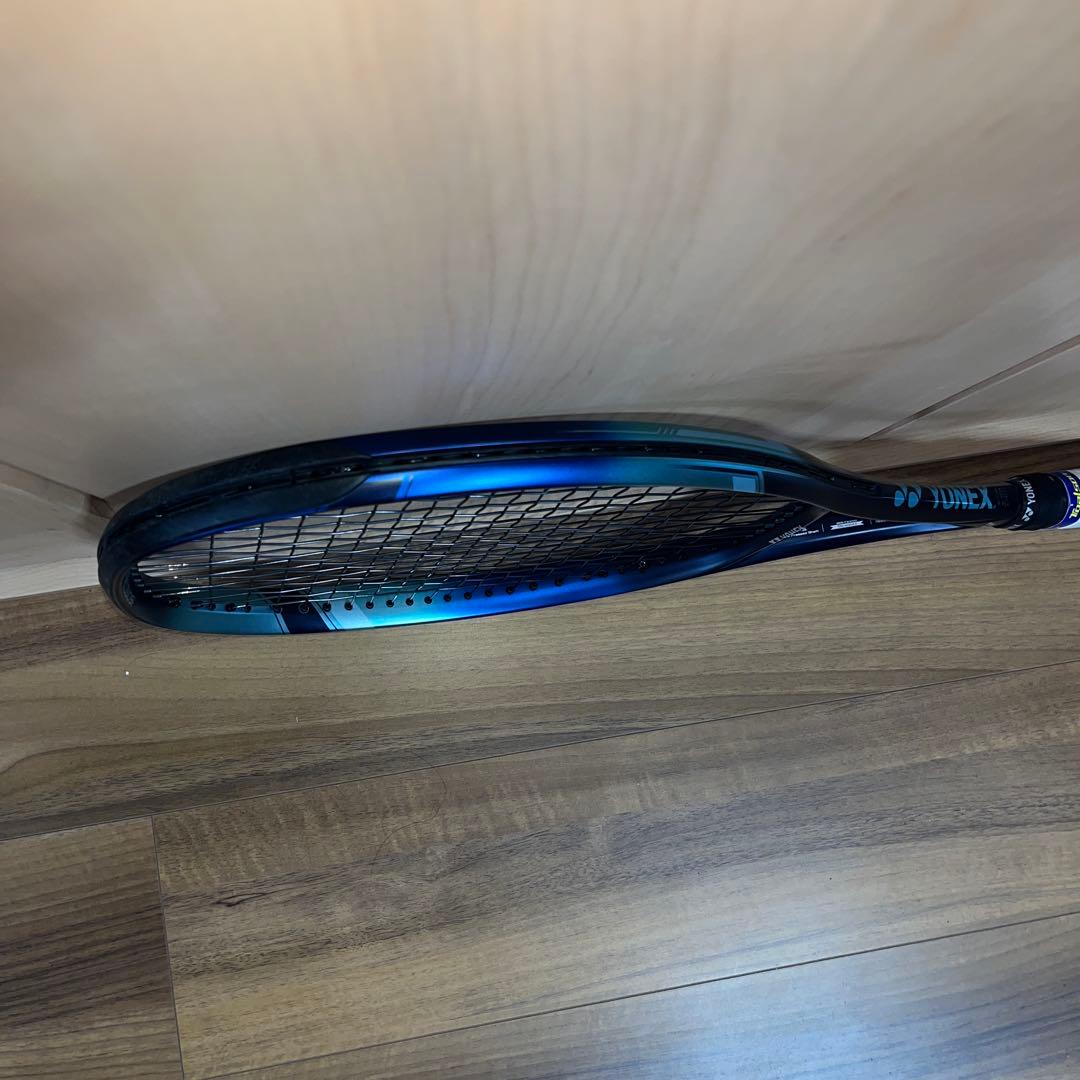 ￼ヨネックスイーゾーン100.Ｇ2