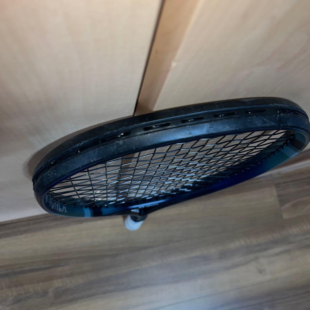 ￼ヨネックスイーゾーン100.Ｇ2