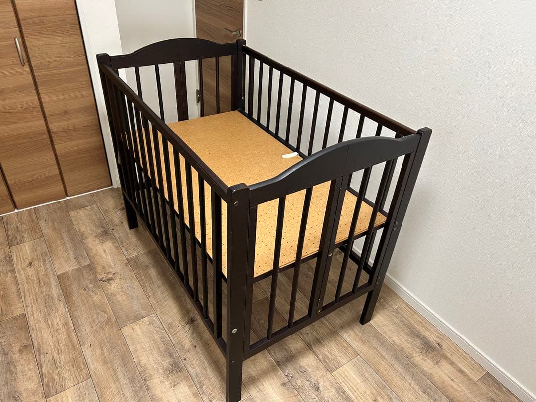 ベビーベッド 120×70 標準サイズ　折りたたみ　折り畳み　ダークブラウン