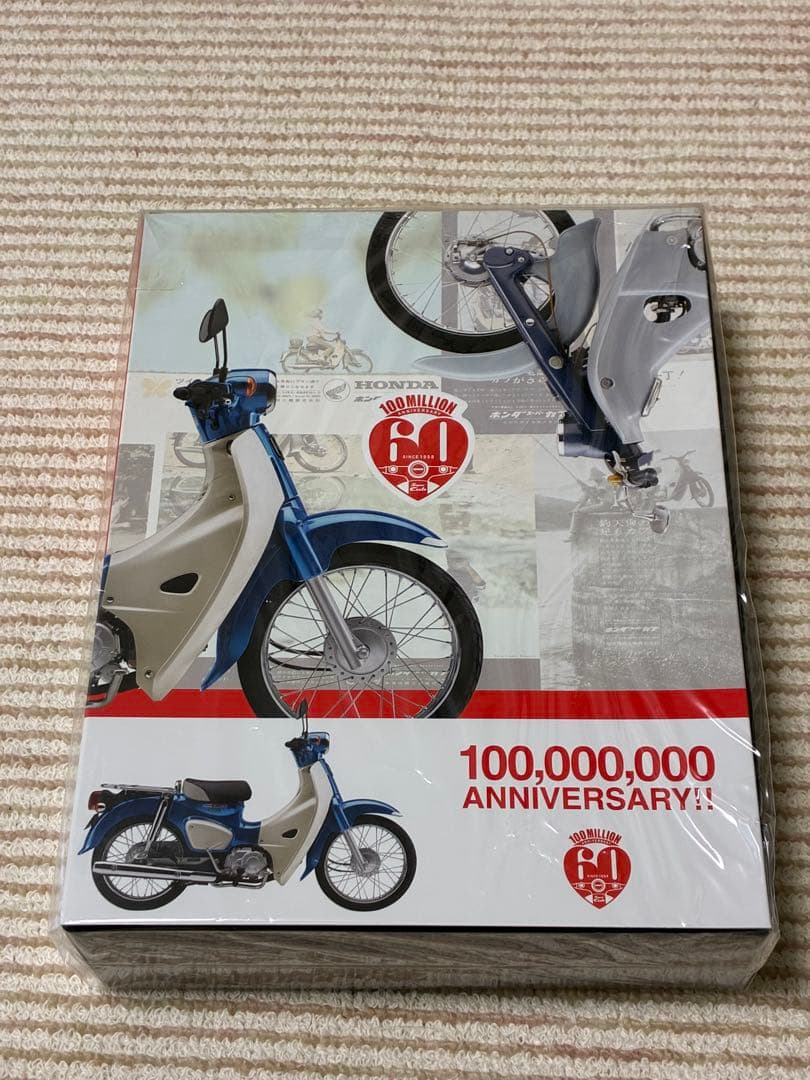 スーパーカブ 1/12スケールモデル 100,000,000周年記念