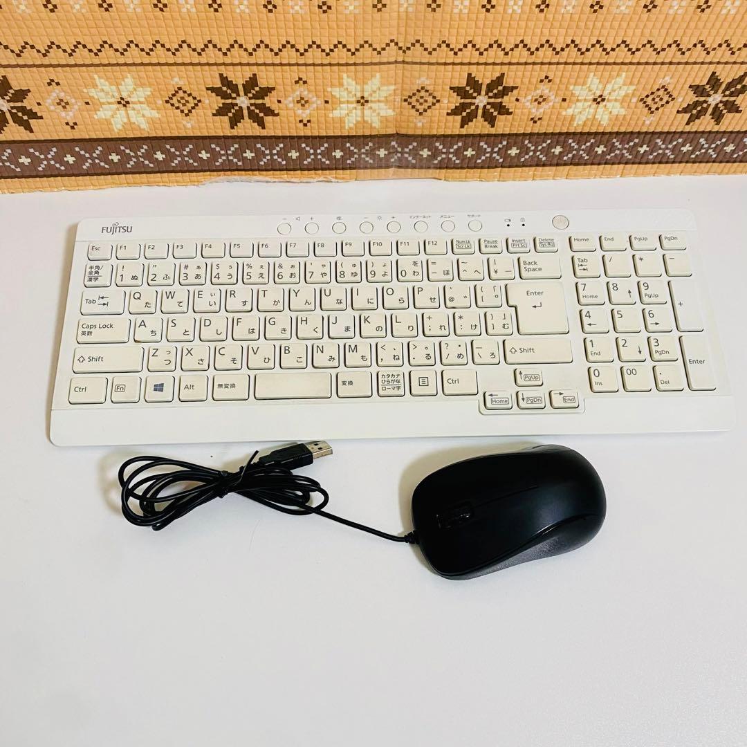 Y1000 Fujitsuデスクトップi7メモリ8G高速Win11オフィス付き