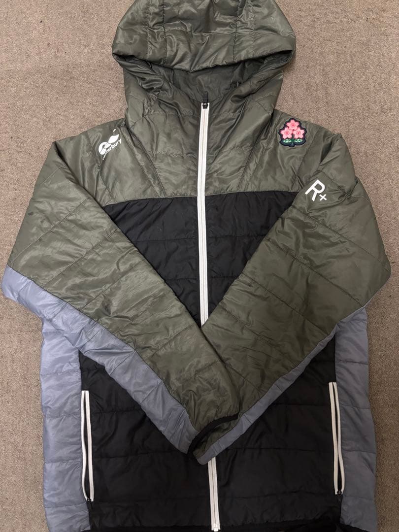 ⭐️超セール中⭐️日本代表R+ ウォームアップウェア 上