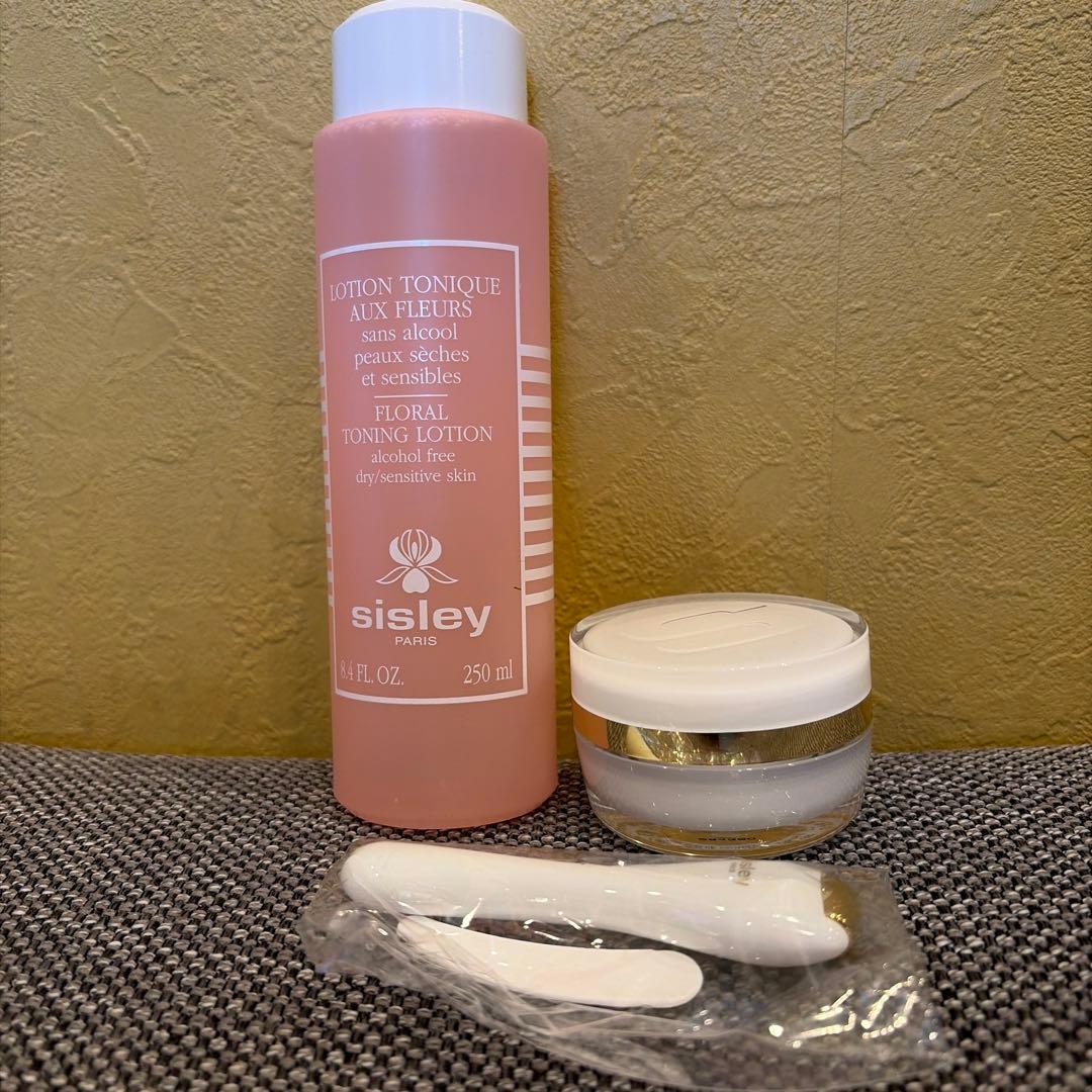 sisley フローラルトーニングローション 250mlアイクリームセット