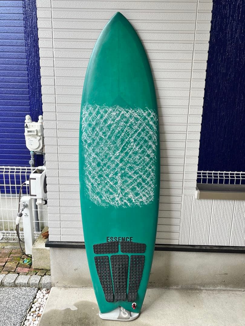 ESSENCE エッセンスサーフボード 6'6 EPS ミッドレングス　※手渡し