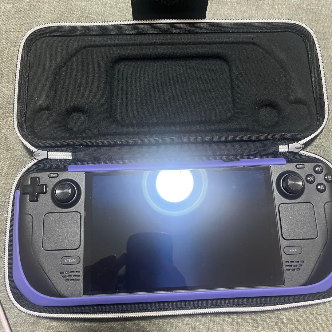 Steam Deck-1TB OLED スチームデック 本体のみ、専用ケース付き