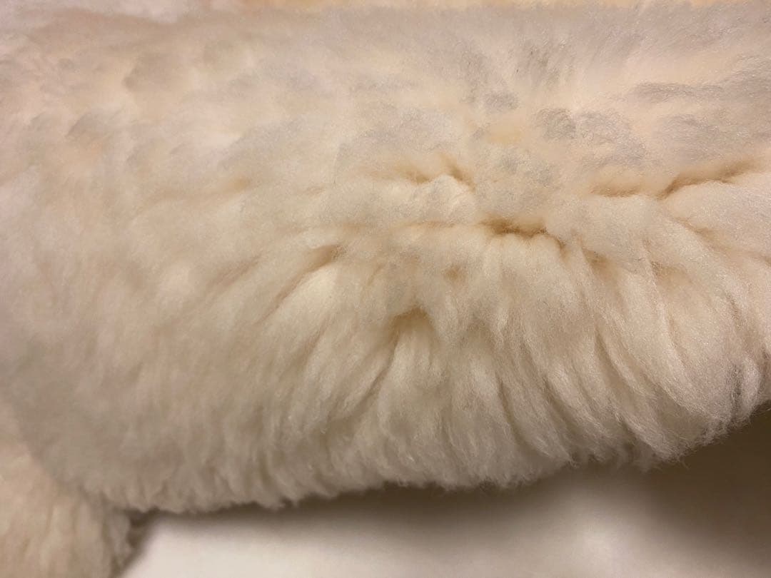 ニチロムートン　ムートンラグ　ニチロ　NICHIRO 羊毛　アイボリー