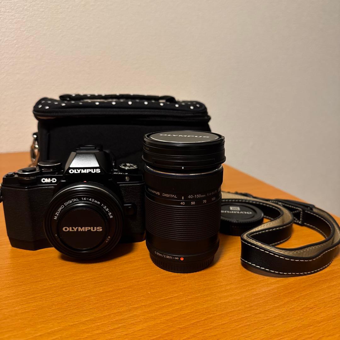 【美品】OLYMPUS OM-D E-M10 ミラーレス一眼