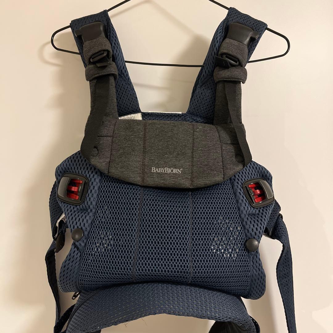 【美品】ベビービョルン ベビーキャリア 抱っこ紐 ハーモニー ネイビー