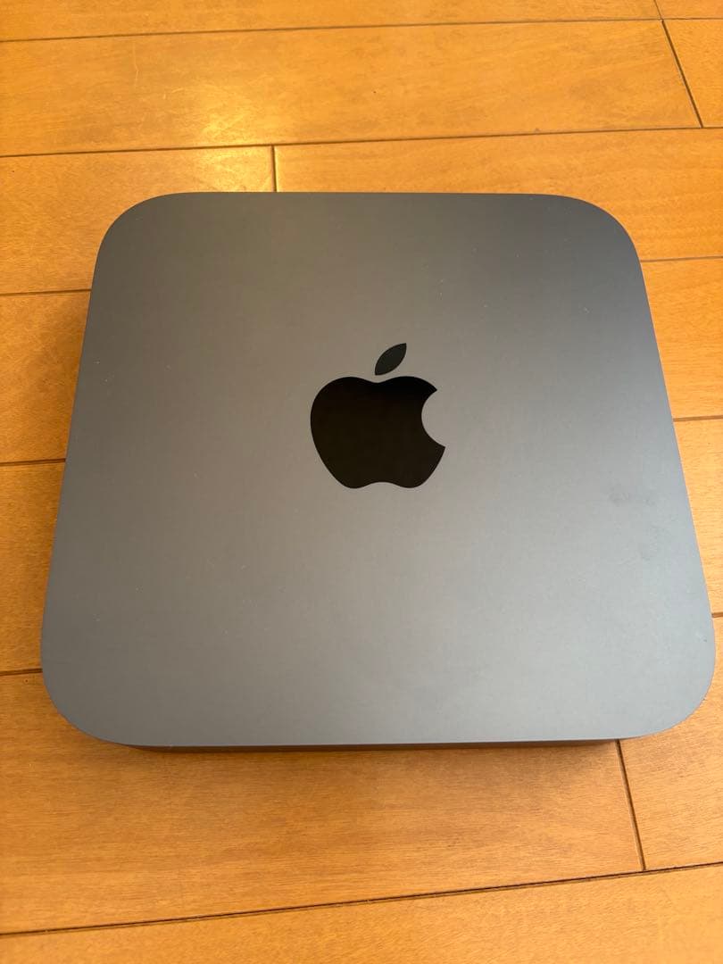 Mac mini 2018スペースグレー