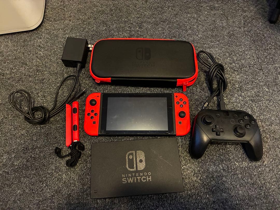 Nintendo Switch レッド 本体 付属品付き