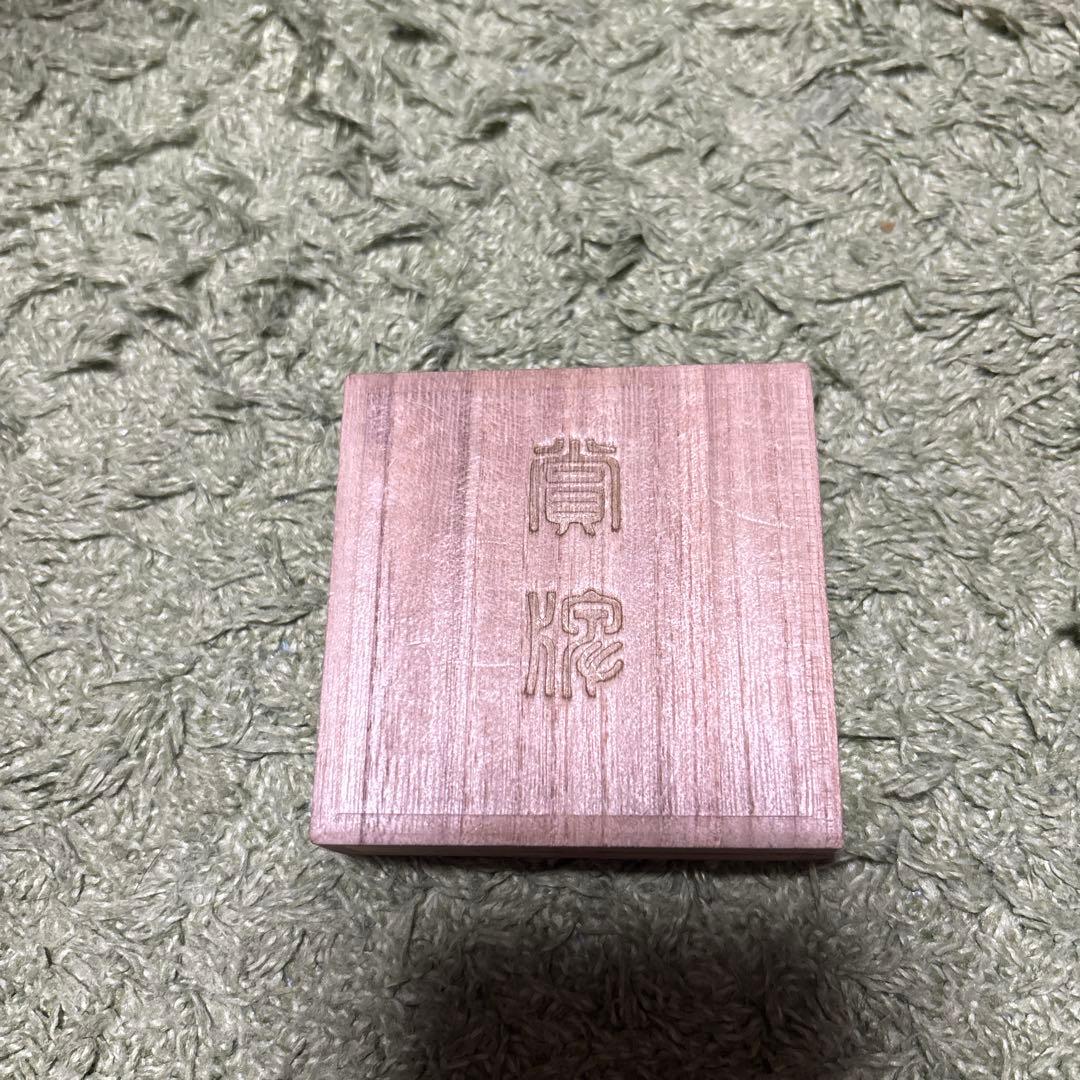 記念メダルコレクションなどに木箱入りメダル