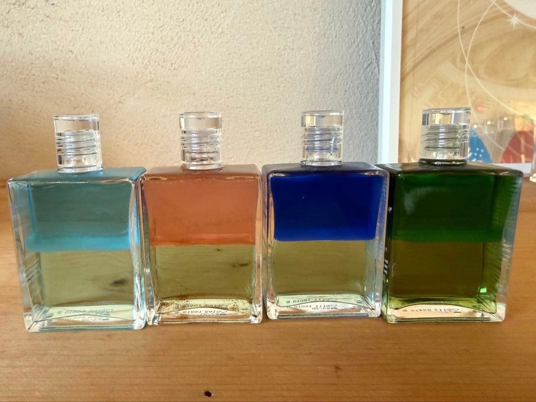 AURA-SOMA イクイリアムボトル4本セット