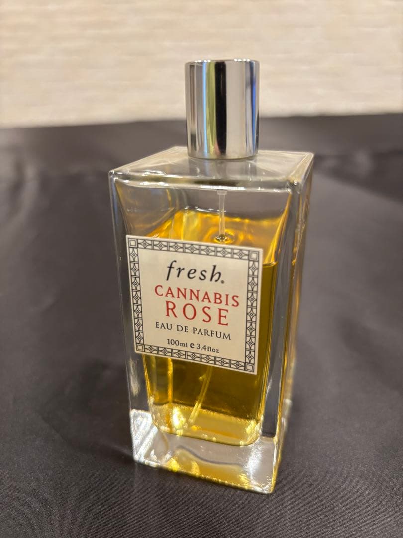 貴重！廃盤品fresh CANNABIS ROSE Eau de Parfum