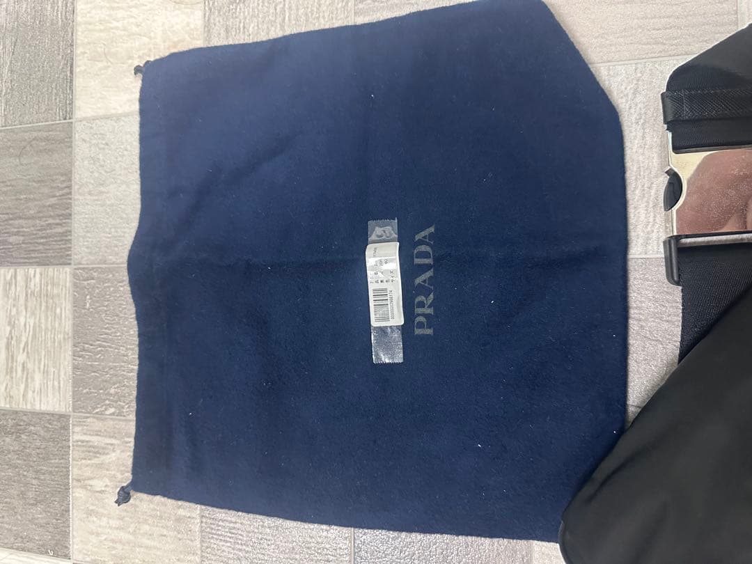 PRADA プラダ ボディバッグ ウエストポーチ 黒