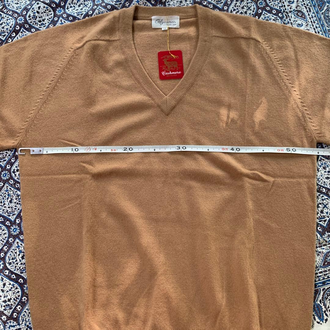 新品　カシミヤ100% Vネックセーター メンズ L L