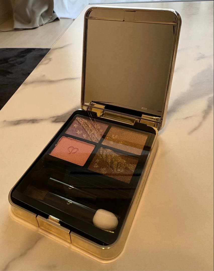 クレ・ド・ポー ボーテ【数量限定】オンブルクルールクアドリ 504