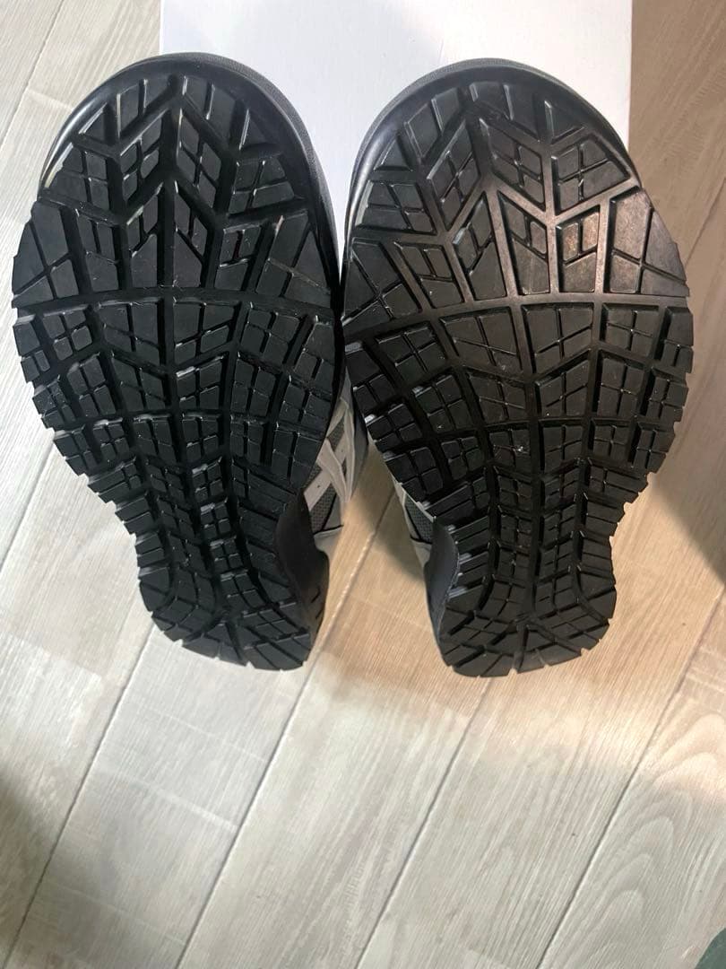 アシックス　WINJOB CP209 BOA