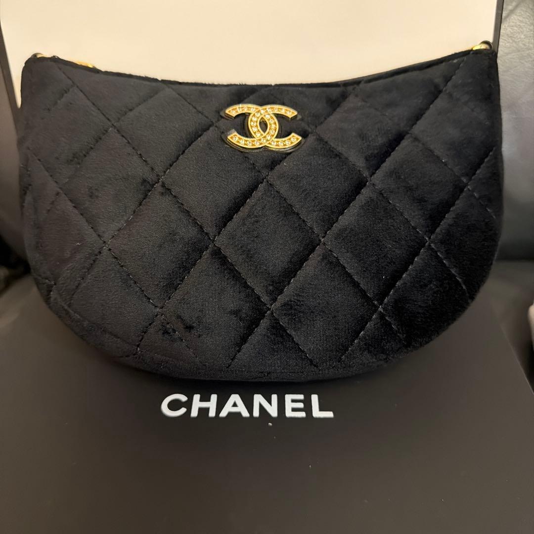 CHANEL シャネル　ベロア　ゴールドチェーン　ポシェット　非売品　ノベルティ