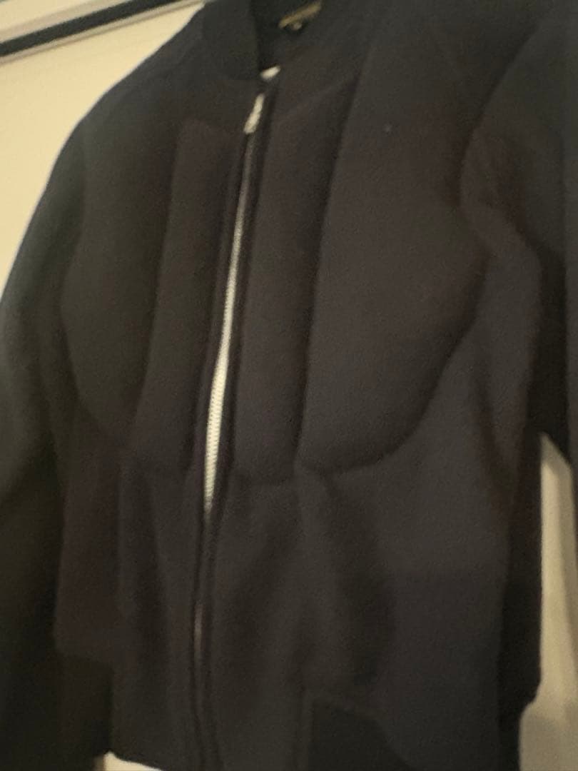 コムデギャルソン　クッション入りジップアップジャンパー