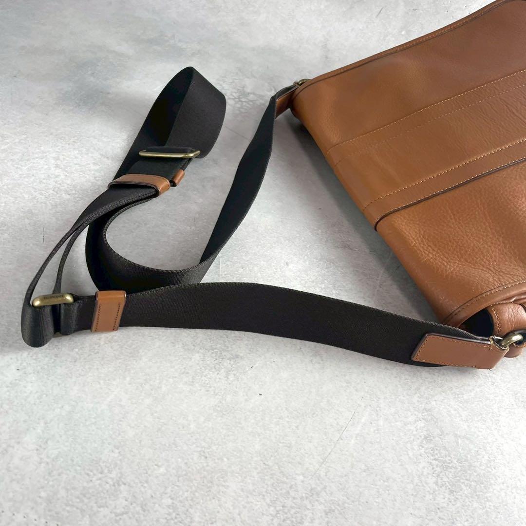 コーチ　ヘリテージ　マップバッグ　ショルダーバッグ レザー　ブラウン