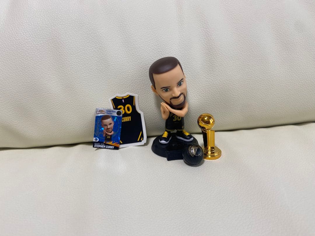 NBA BALLERS トイザらス　ステフィンカリー　レア