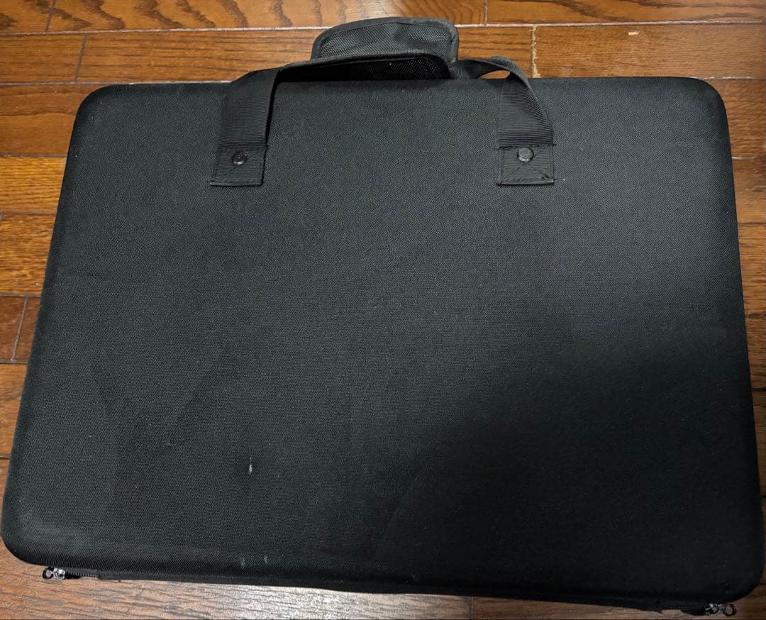 UDG コントローラー　ハードケース