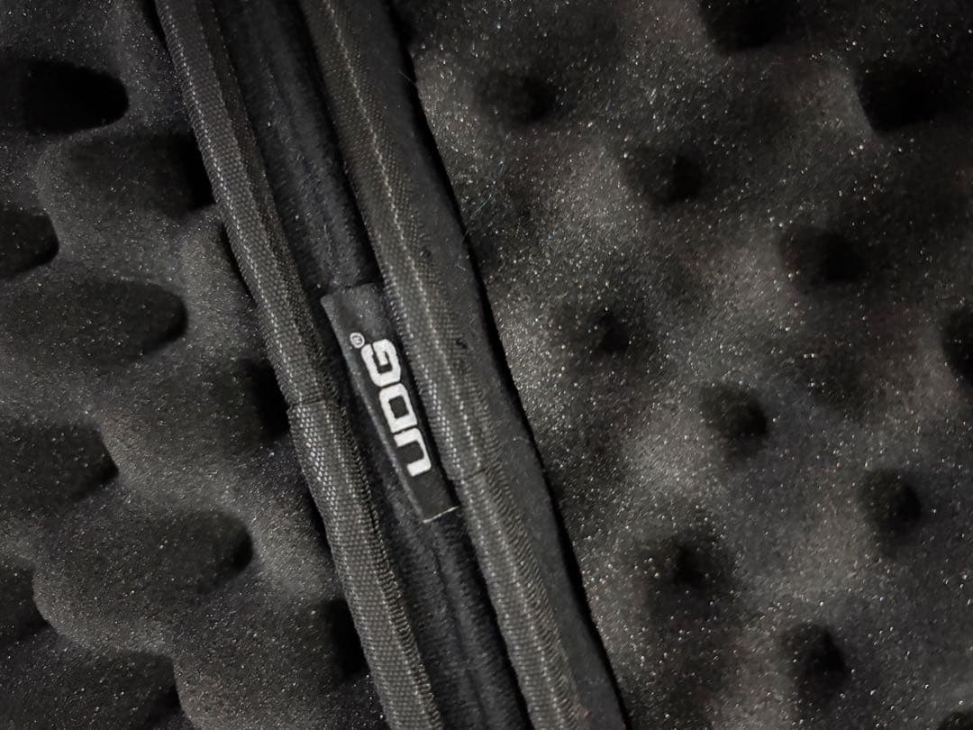 UDG コントローラー　ハードケース