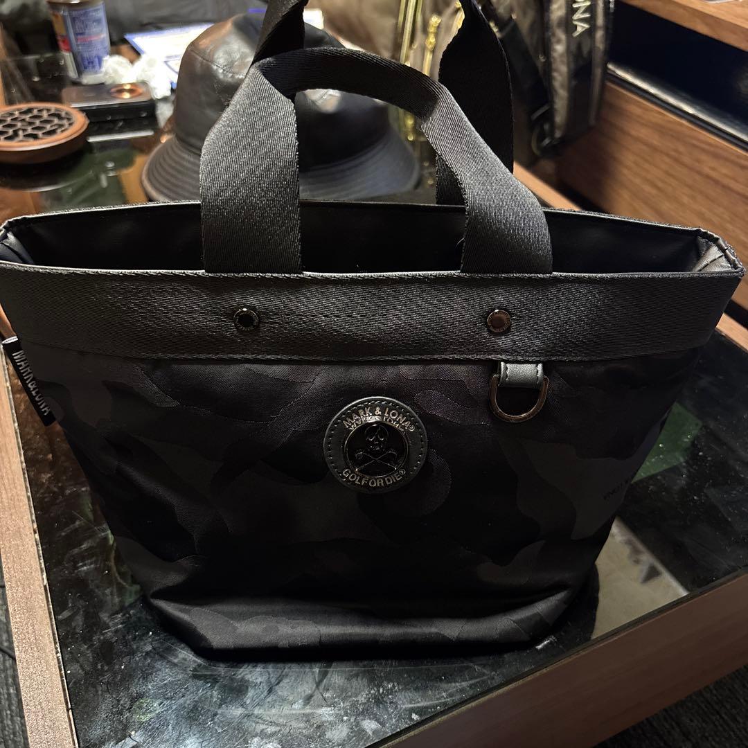 MARK&LONA マークアンドロナ ラウンドバッグ カートバッグ 迷彩ブラック