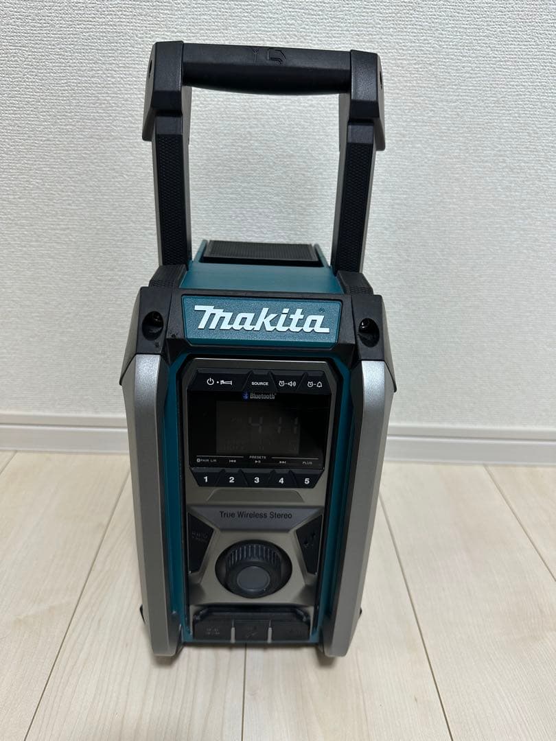 マキタMakita Bluetoothスピーカー　ラジオ MR005G