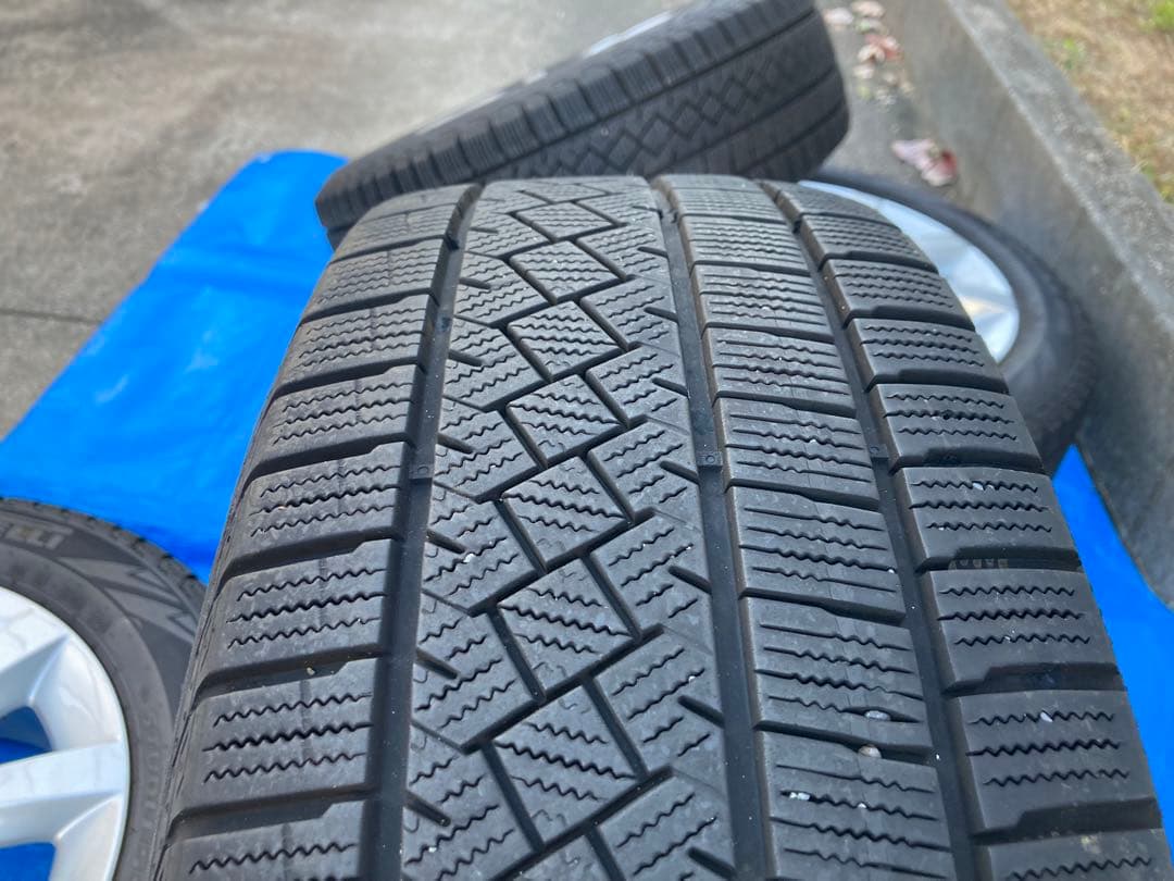 ベンツAクラス　16インチ純正アルミ➕2023年スタットレスタイヤ4本セット