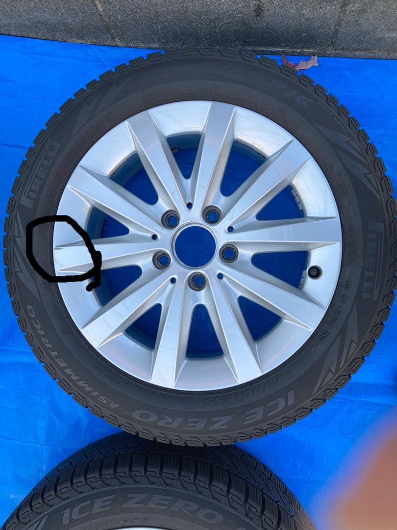 ベンツAクラス　16インチ純正アルミ➕2023年スタットレスタイヤ4本セット