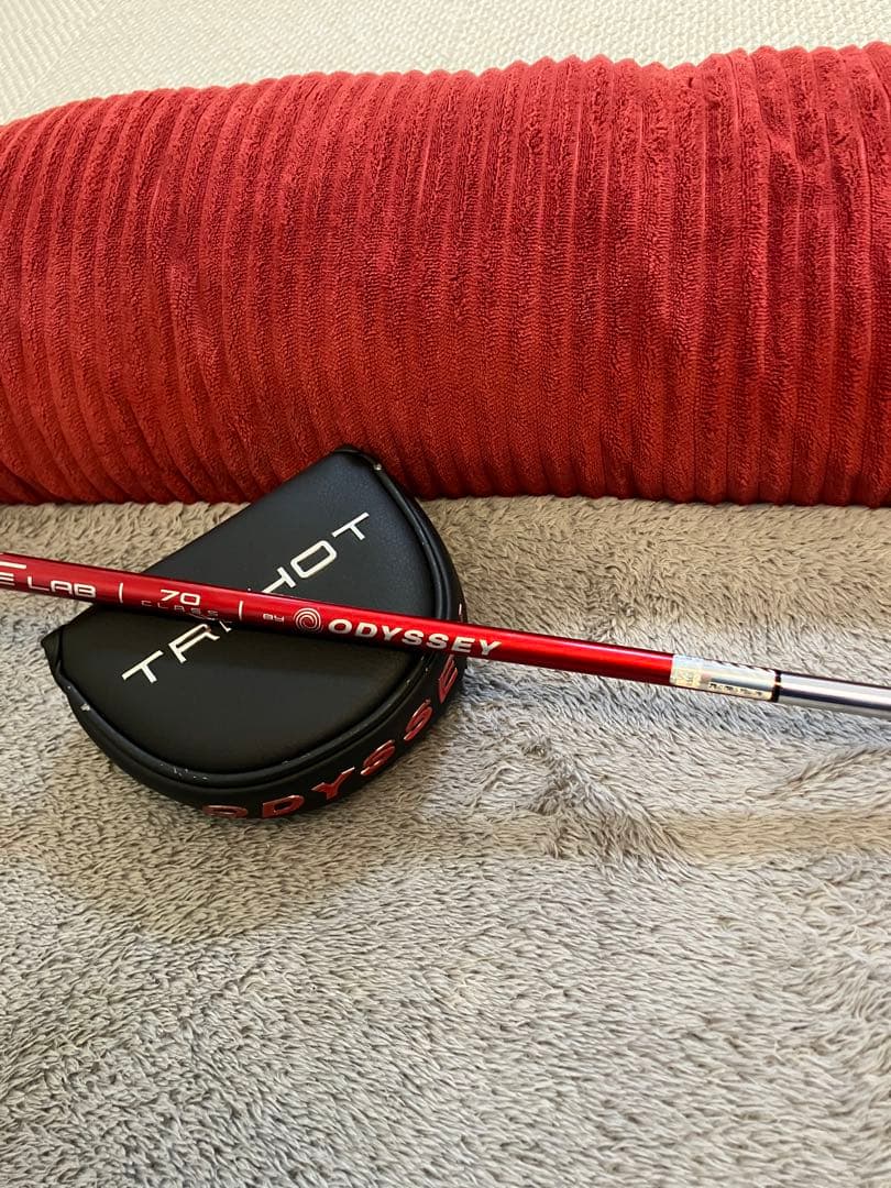 ODYSSEY TRI-HOT 5Kロッシーパター ヘッドカバー付き