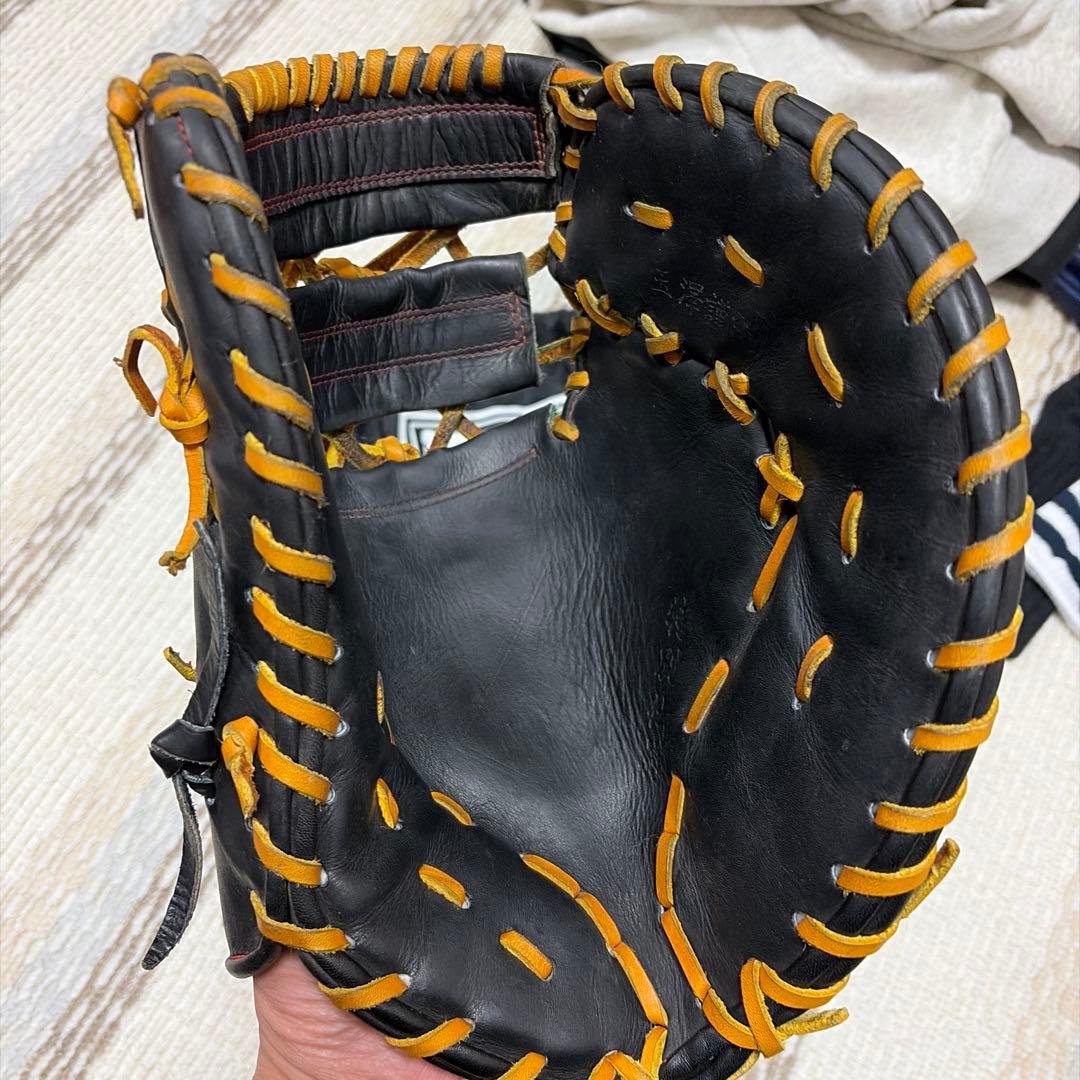 「玉澤 TAMAZAWA 硬式 ファーストミット 右投げ 黒 型良好 即戦力」