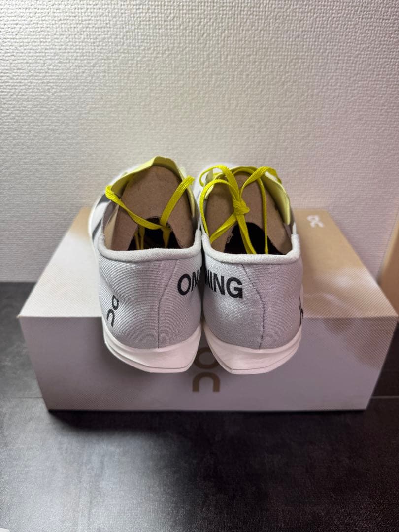 スパイク・シューズ on cloud spike amplius 2