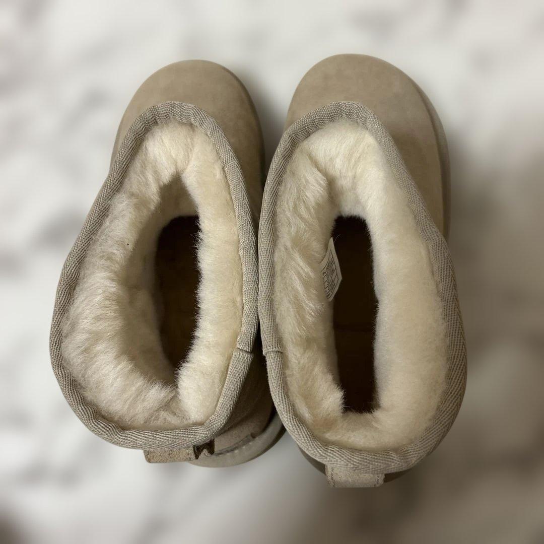 新品❕未使用❕UGG W CLASSIC MINI ムートンブーツ　ショート