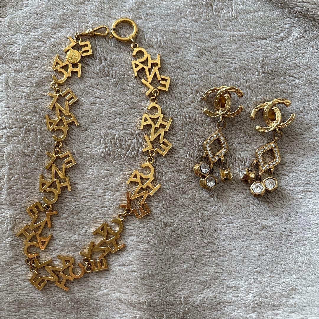 CHANEL ネックレス　イヤリング