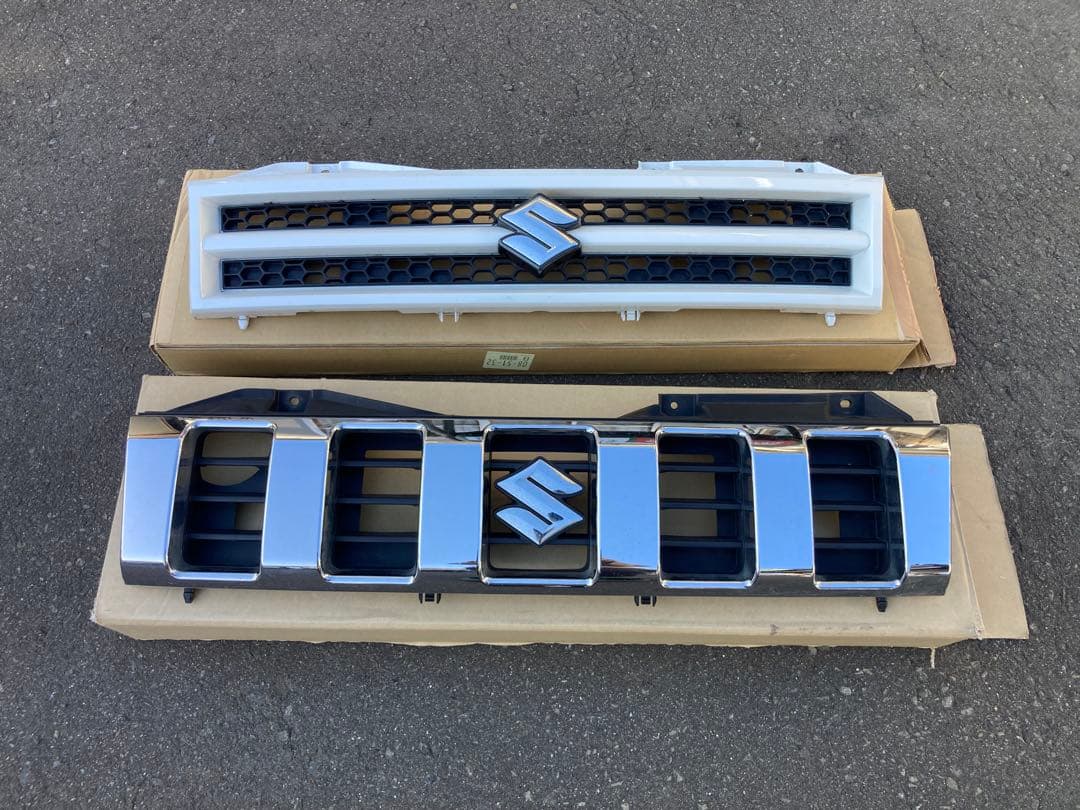 【2個セット】SUZUKI ジムニー JB23 グリル白＆クローム【送料込み】