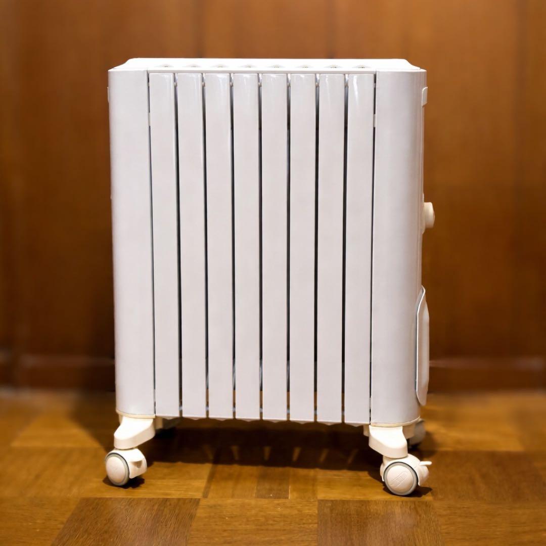 【美品】DeLonghi オイルヒーター ホワイト　RHJ75V0815