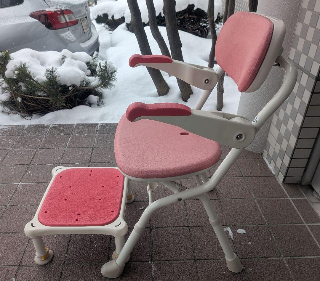 介護用　肘掛け付きシャワーチェア（軽量浴槽台付）