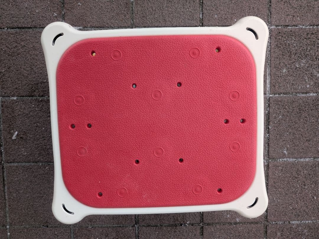 介護用　肘掛け付きシャワーチェア（軽量浴槽台付）