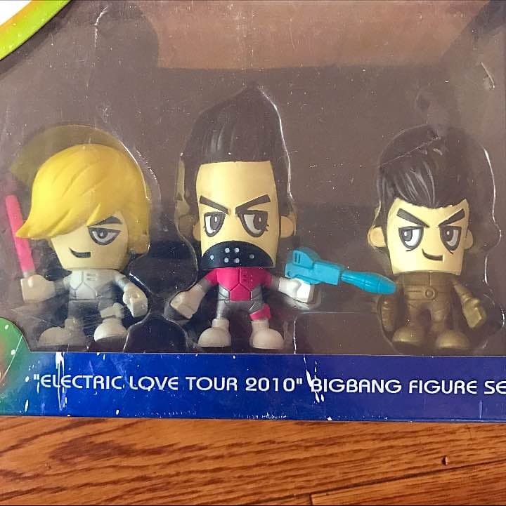 BIGBANG 超激レア2０10年フィギュア