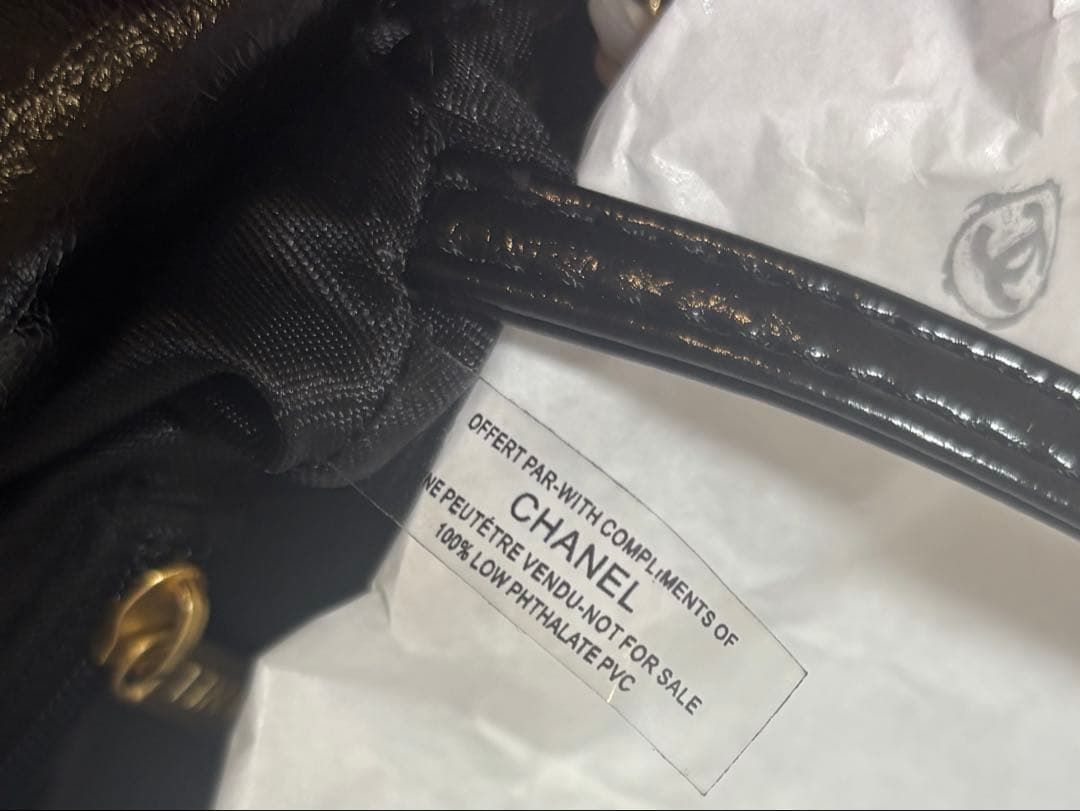 シャネル 海外限定VIPノベルティ チェーンショルダーバッグ ブラック ポーチ付