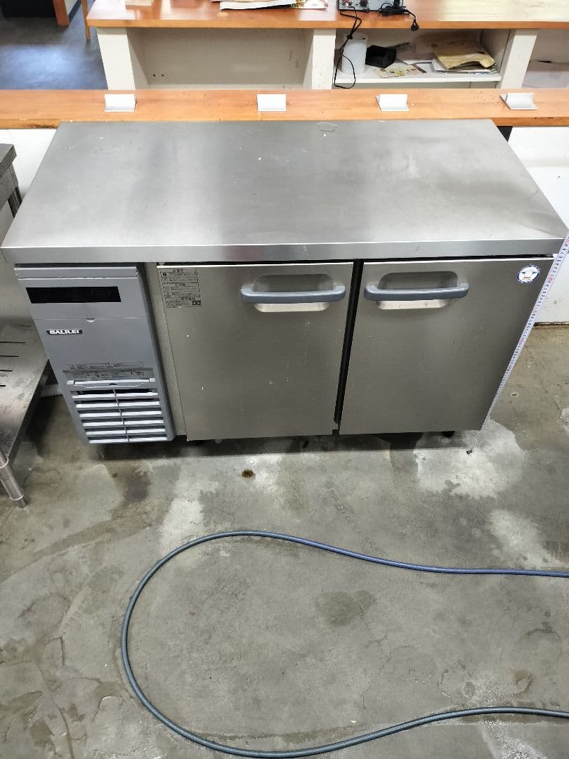 L*★様 業務用冷凍庫　台下冷凍　2021年5月製造