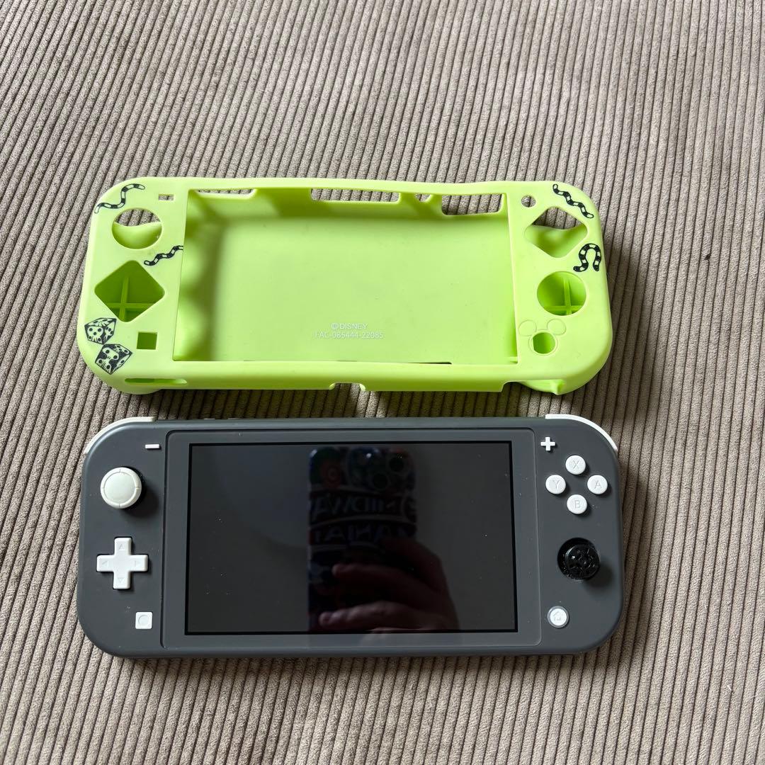 Nintendo Switch Lite 本体 + カバー