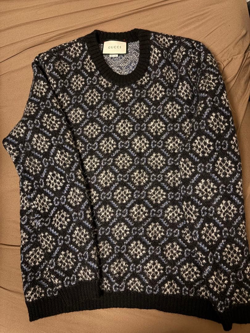 GUCCI GGロゴ ニット長袖セーター　美品