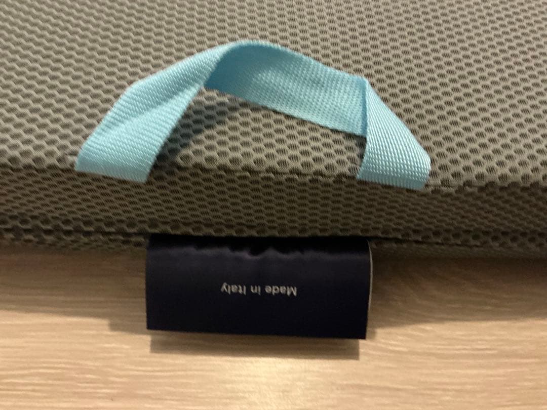 マニフレックス 高反発マットレス サステナブルウィング 三つ折り SSサイズ