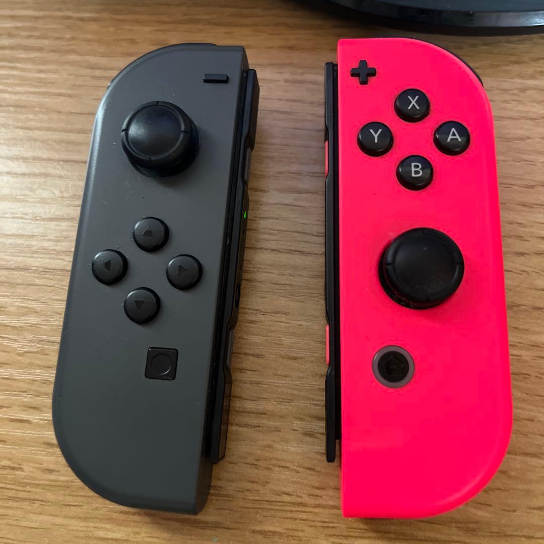 NintendoSwitch 本体 + Joy-Conグリップ + 電源アダプタ