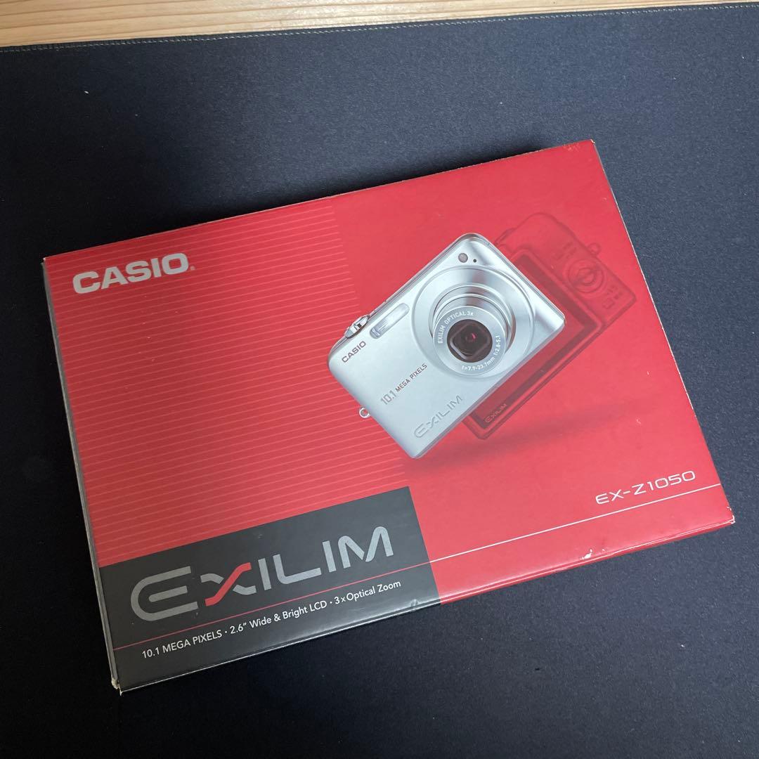 Casio EXILIM EX-Z1050 コンパクトデジタルカメラ